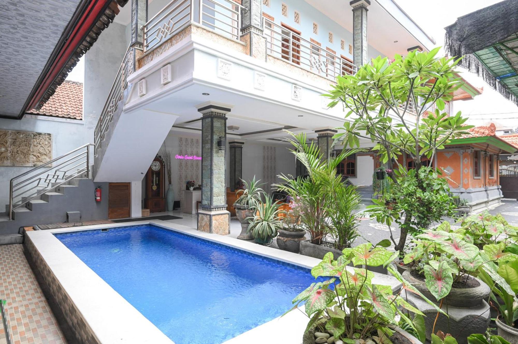 Ceria Guesthouse Seminyak Mitra Reddoorz Exterior foto
